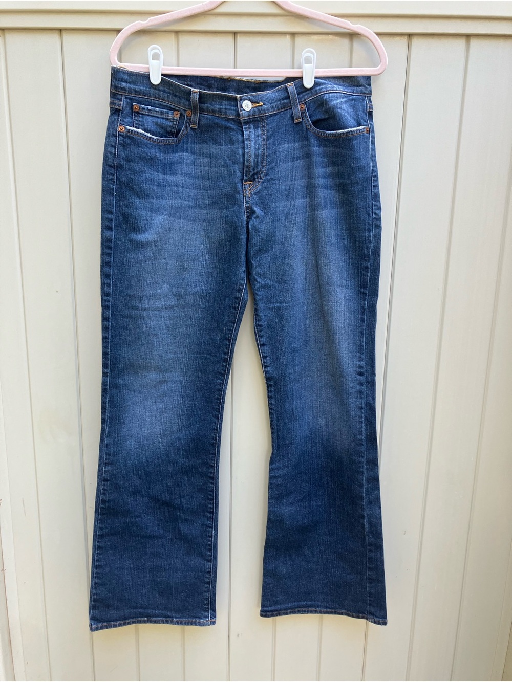 Lucky dark wash Dungarees 32 regular mid rise flare Gene Montesano cowgirl